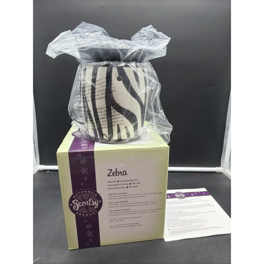 SCENTSY Warmer Zebra Full Size Wax Warmer Black & White Safari NEW IN BOX